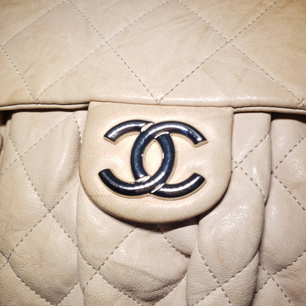 CHANEL Leather Chain Around  Flap Bag Quilted