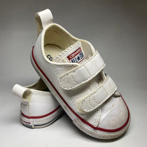 Kid's Converse sneakers US size 6