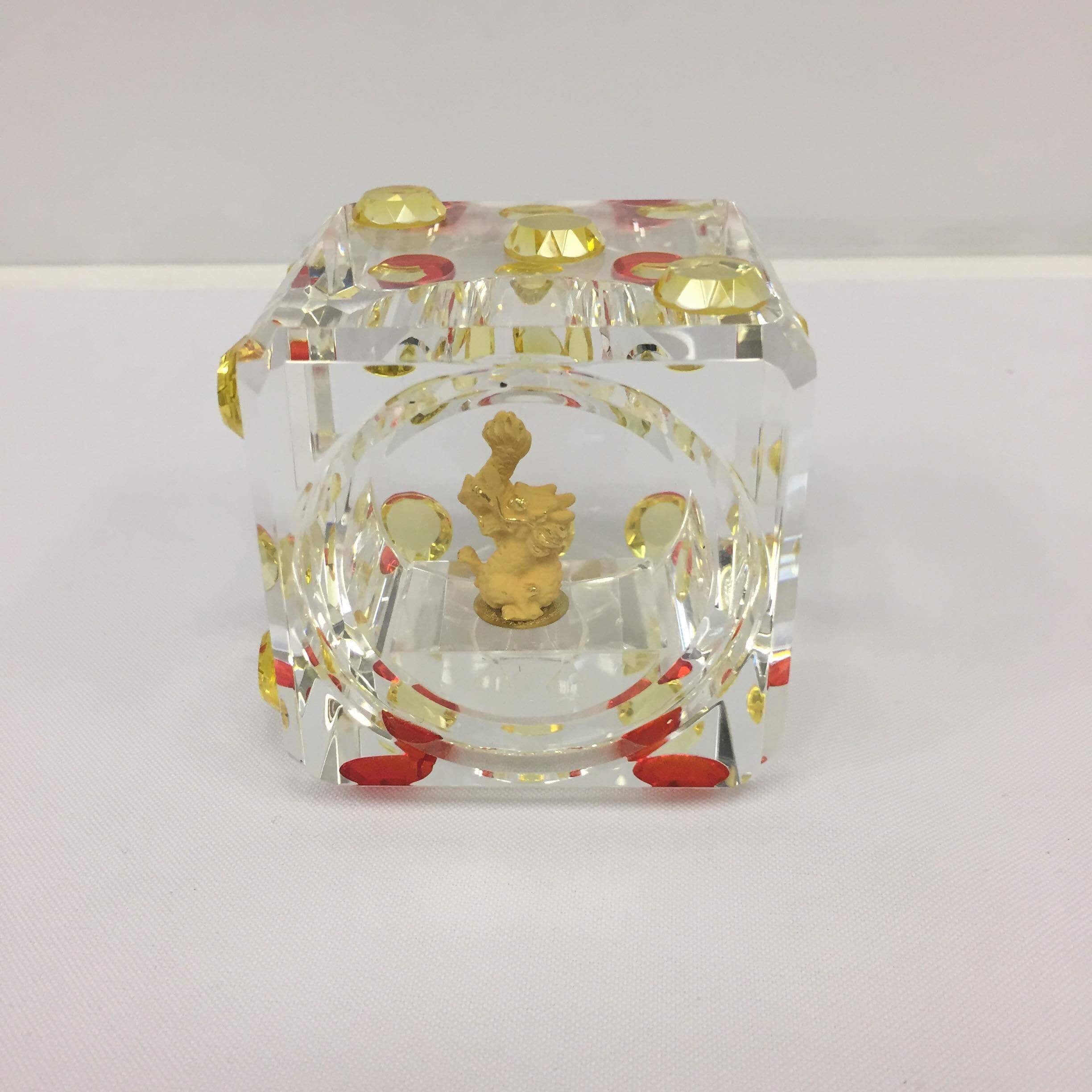 999 Gold Elephant Display