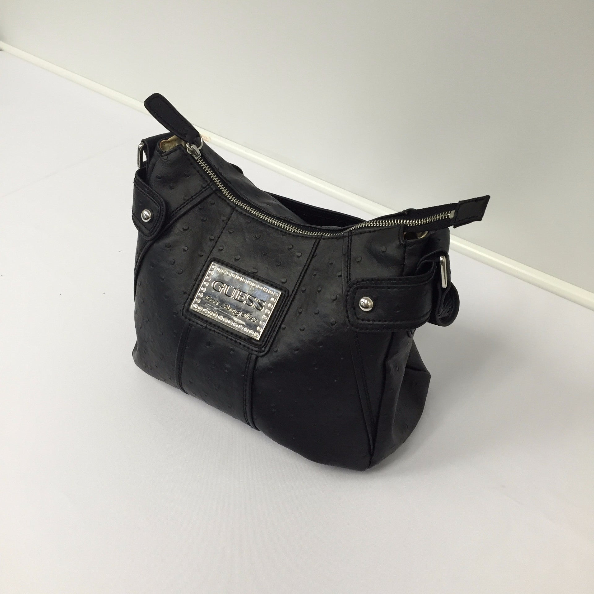 Black Leather Guess Los Angeles Shoulder Bag